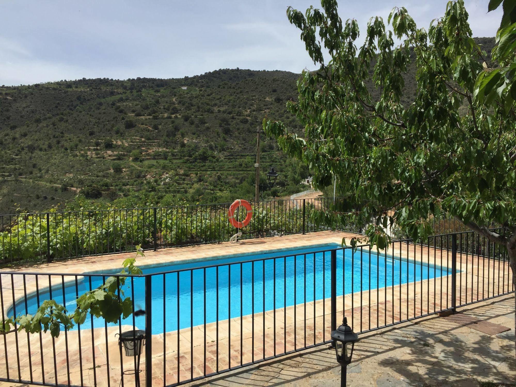 Reul Alto Cortijos Rurales Pensionat Laroya Exteriör bild